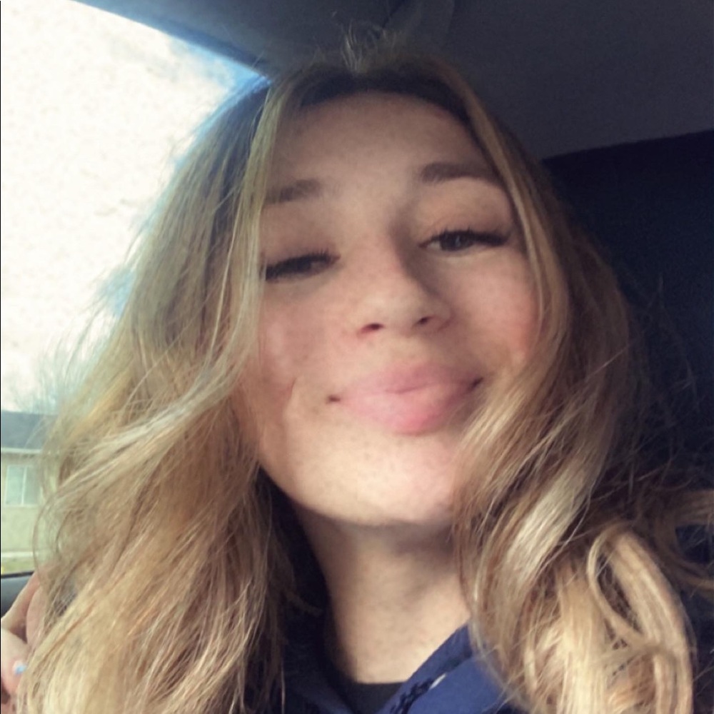 Meet your Posher, Leilani